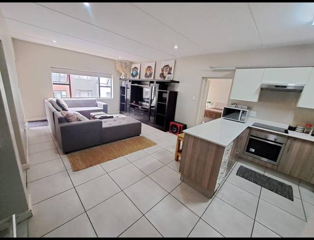 2 BEDROOM PROPERTY TO RENT IN DIE HOEWES